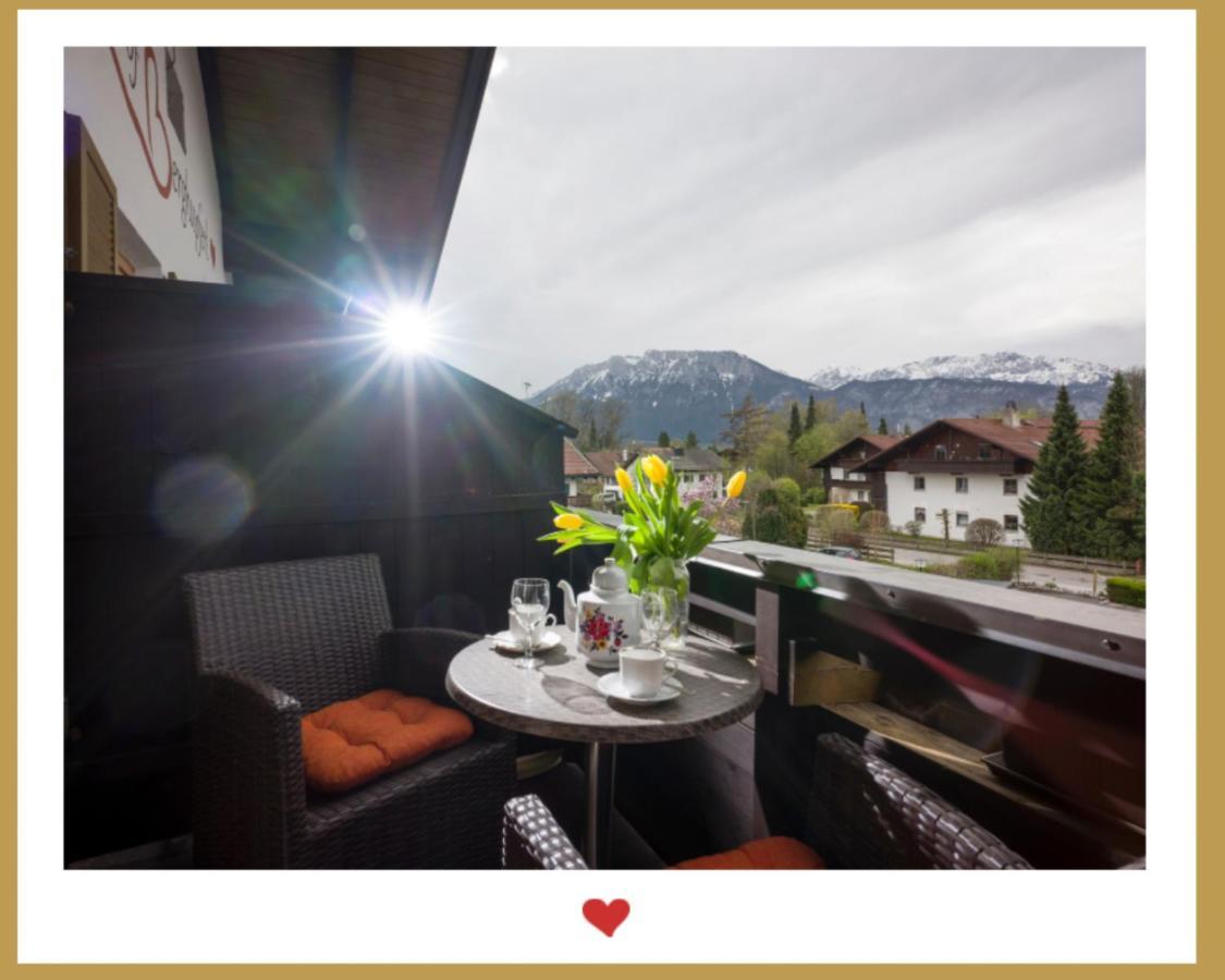 Berghupferl - Do Legst Di Nieda Bed and Breakfast Oberaudorf Buitenkant foto